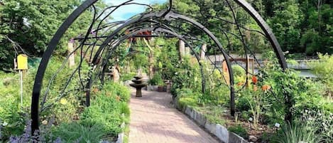 Enceinte de lâhĂ©bergement