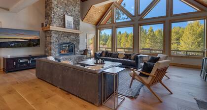 7 Acre Estate, Arcade, Pool Table, Gourmet Kitchen, Grill, Spa +5mins to Beach – The Glenwood