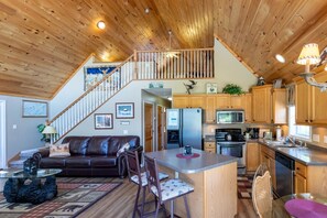 Interior - Hot Tub - Views - Gas Firepit (Bryson City)