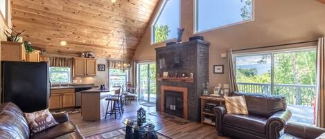 TV, fireplace, DVD player