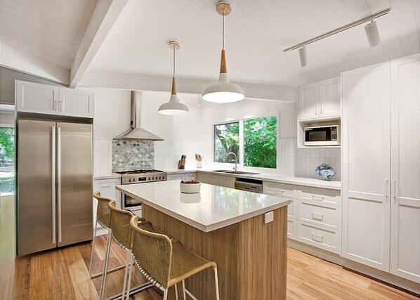 Fridge, microwave, oven, toaster - Bright River Rest, secluded sanctuary with pool! (Bright)