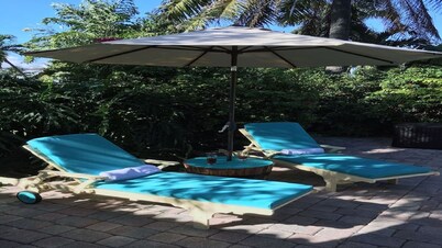 Just A Few minutes to the beach, restaurants and shops!