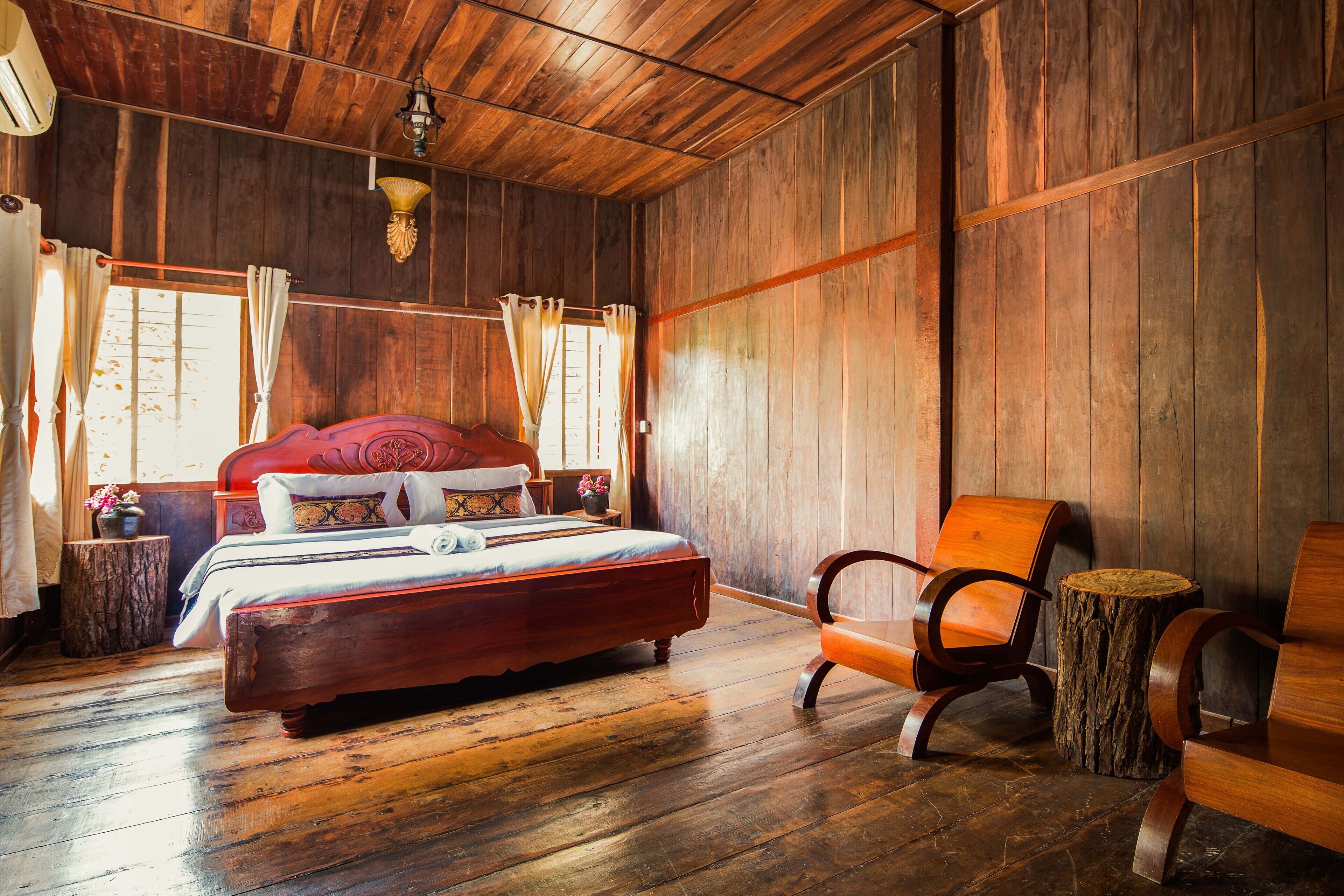 Deluxe Double Room, 1 Bedroom, Garden View | Free minibar, in-room safe, desk, free WiFi