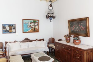 บ้านพัก, 3 ห้องนอน | ห้องนั่งเล่น | ทีวีจอแบน