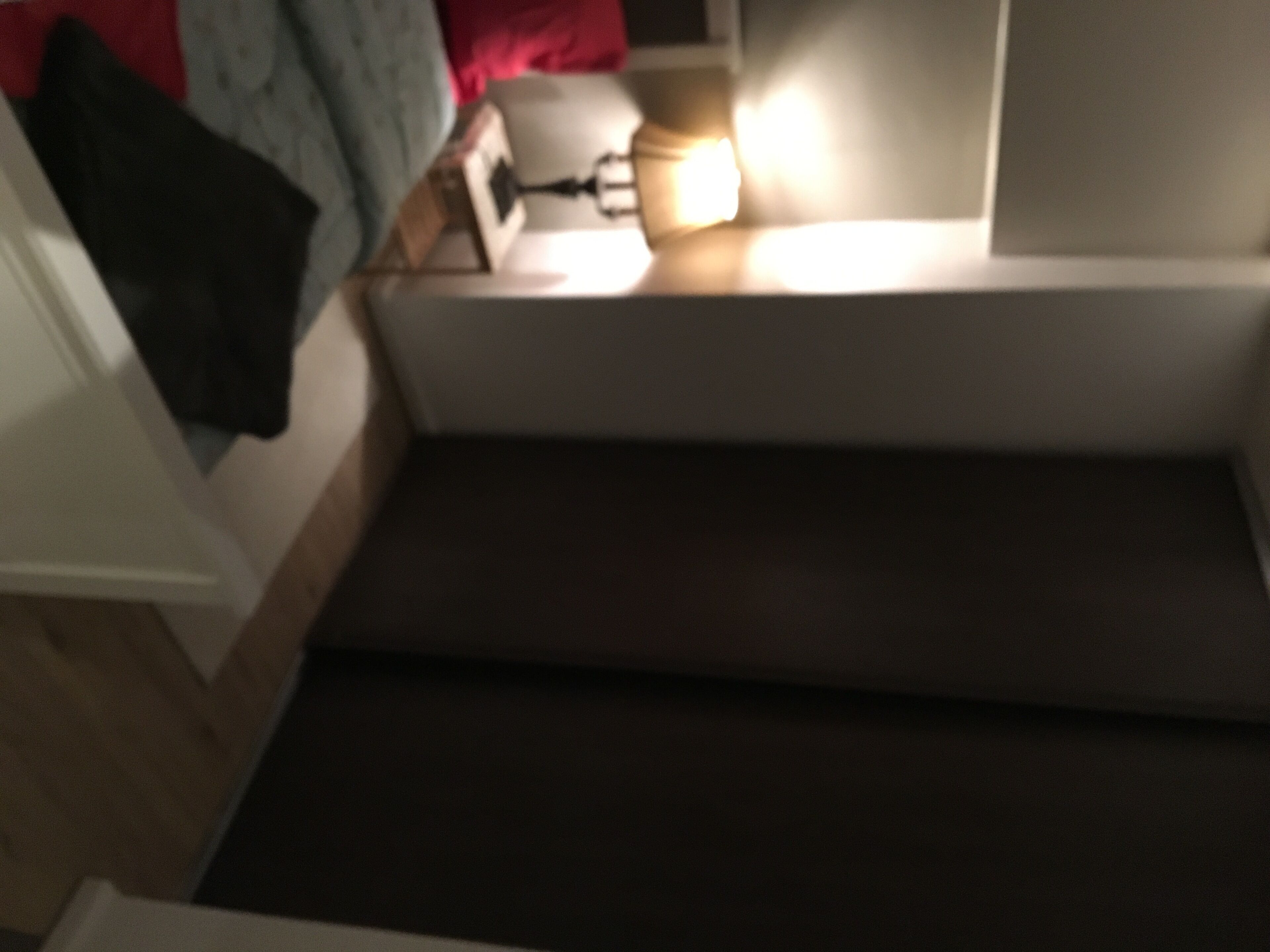 2 slaapkamers, een strijkplank/strijkijzer, internet