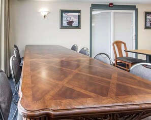 Meeting facility - Econolodge (Morristown)