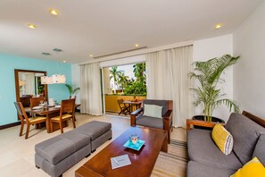 Smart TV, lettore DVD, videoteca