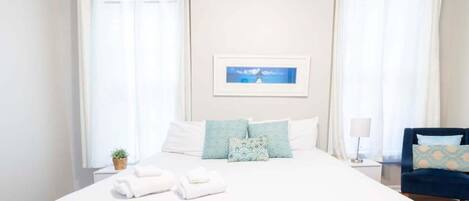 3 soverom, strykejern/-brett, wi-fi og sengetøy