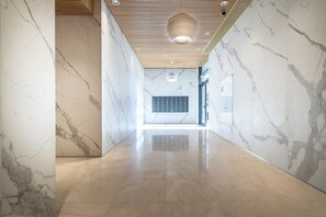 Interior - JTower 1BDM - ApartHotels In City Center (Jerusalem)