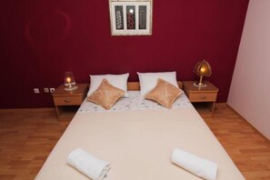 2 bedrooms, iron/ironing board, WiFi - APARTMANI MEGI 4+1! SVETI FILIP I JAKOV (Sveti Filip i Jakov)