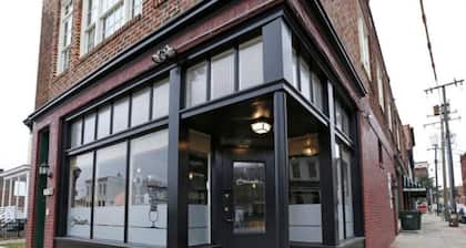 Heart of RVA Arts District Walk to VCU, MCV, The National, Quirk Prime Downtown