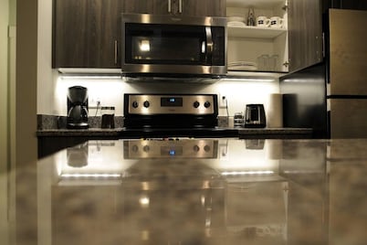 Heart of the Arts District on West Broad near MCV VCU Prime Downtown near Quirk