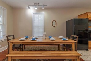 Unclassified image, 5 of 45, button