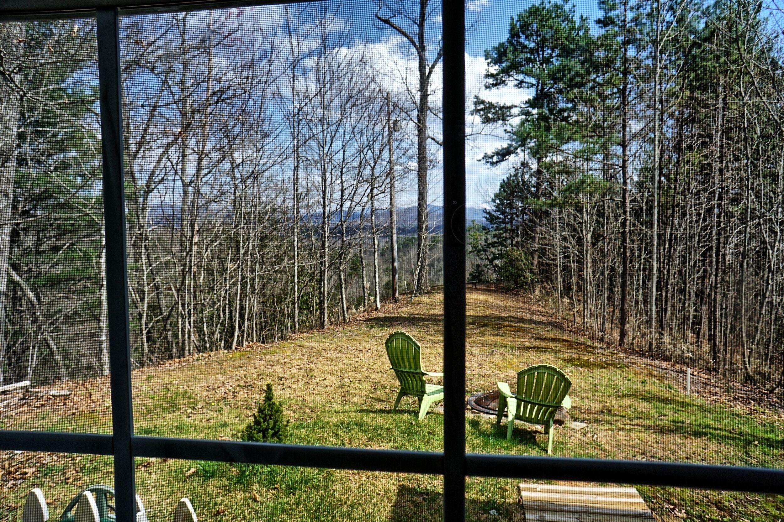 المنطقة المحيطة بالمنشأة