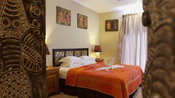 Minibar, in-room safe, laptop workspace, soundproofing