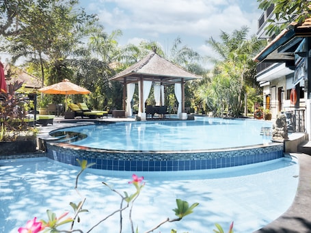 2 ๊ฐ์ ์ผ์ธ ์์์ฅ, ์ผ๊ด์ ์์