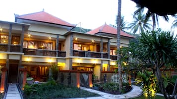 Bahagian luar