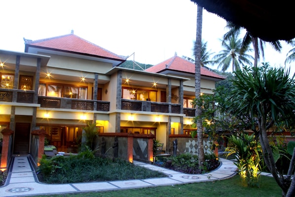 Exterior - Bayshore Residence (Manggis)