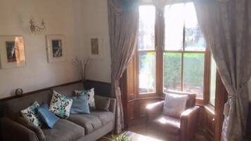 Smart TV, DVD player, books, music library