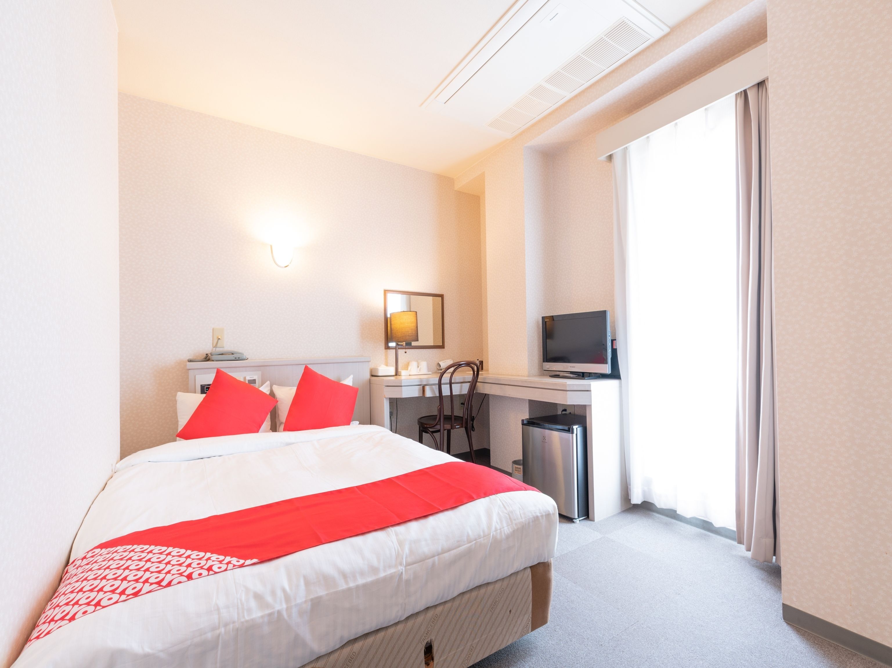 semi double room, non smoking | living area | led tv