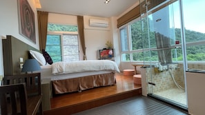 Habitación doble romántica | Escritorio, cortinas blackout, wifi gratis y ropa de cama 