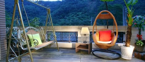 Deluxe Double Room | Desk, blackout drapes, free WiFi, bed sheets