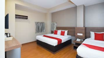 Desk, WiFi (free), bed sheets