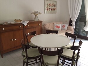 Dining - The casina of Rio Grande (Principina a Mare) (Grosseto)