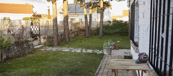 Garden, fireplace, barbecue, heating, attic. In the skirt of the Urbion