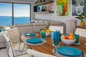 Dining - Luxury Villa Riva with Infinity Pool (Okrug Gornji)