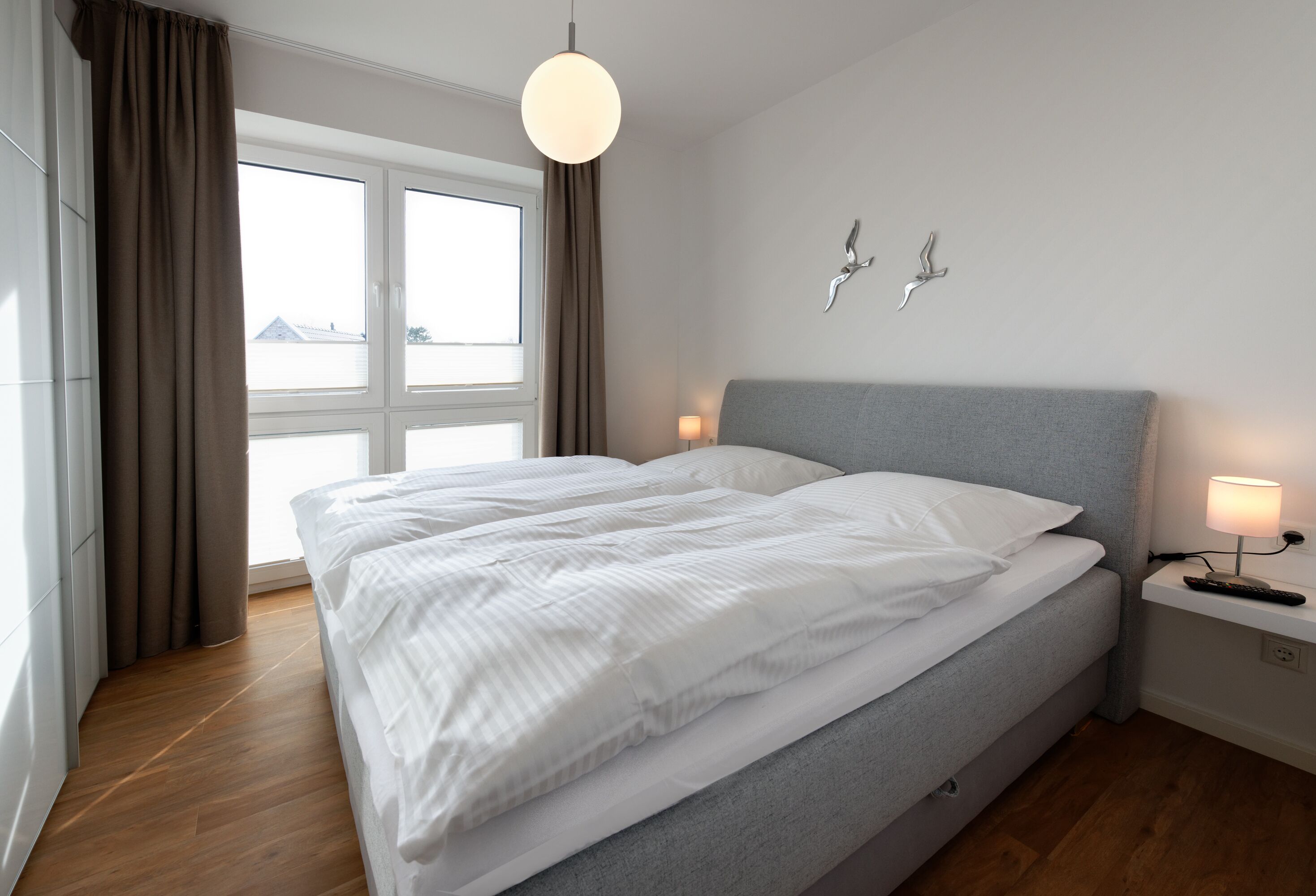 Schlafzimmer 1