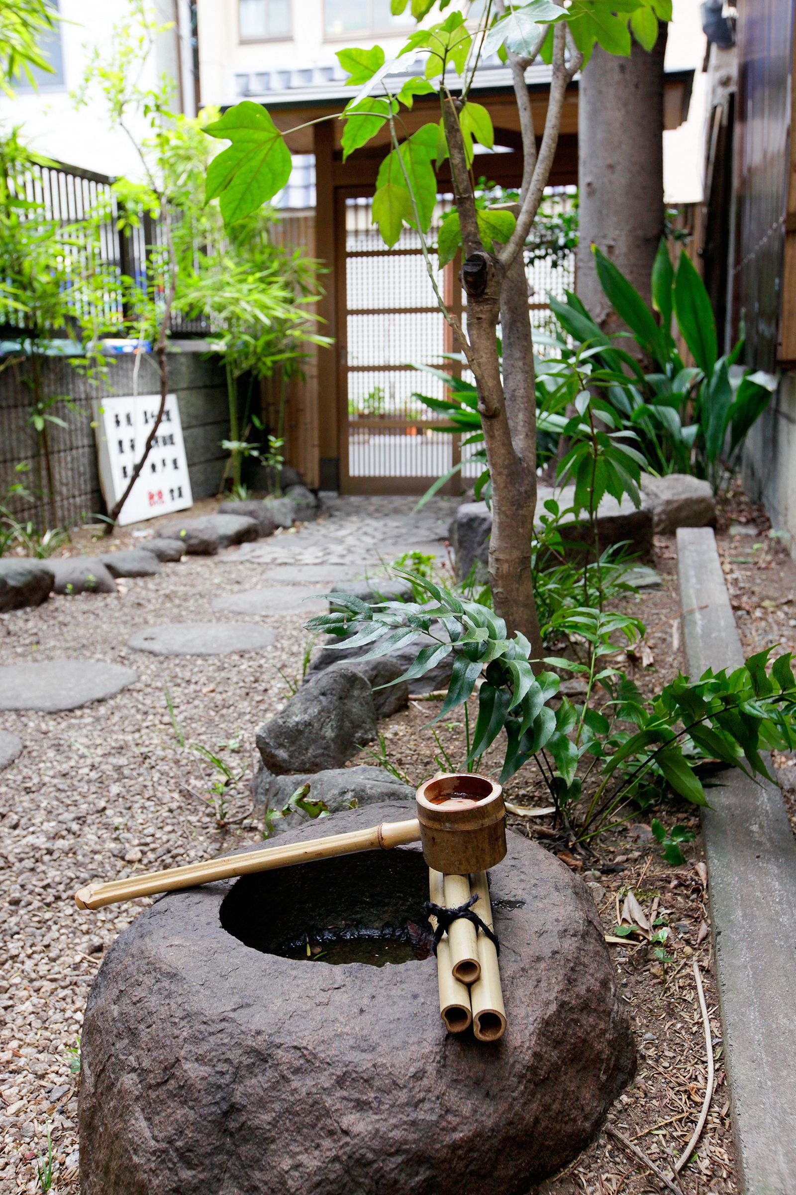 传统独立别墅 (Private Vacation Home) | 露台