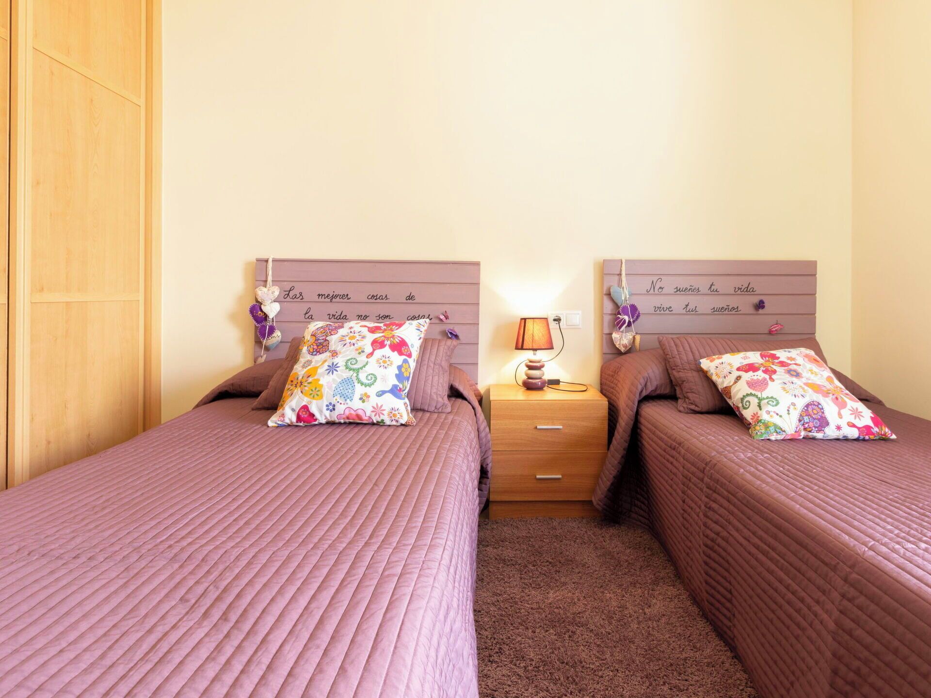 3 soverom, strykejern/-brett, reiseseng for barn og wi-fi (inkludert)