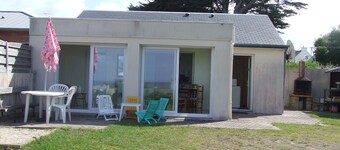 Nice studio 4 people facing the sea of Iroise