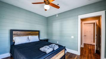 1 chambre, fer et planche à repasser, Wi-Fi, draps fournis