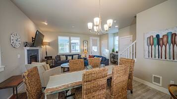TV, fireplace, DVD player