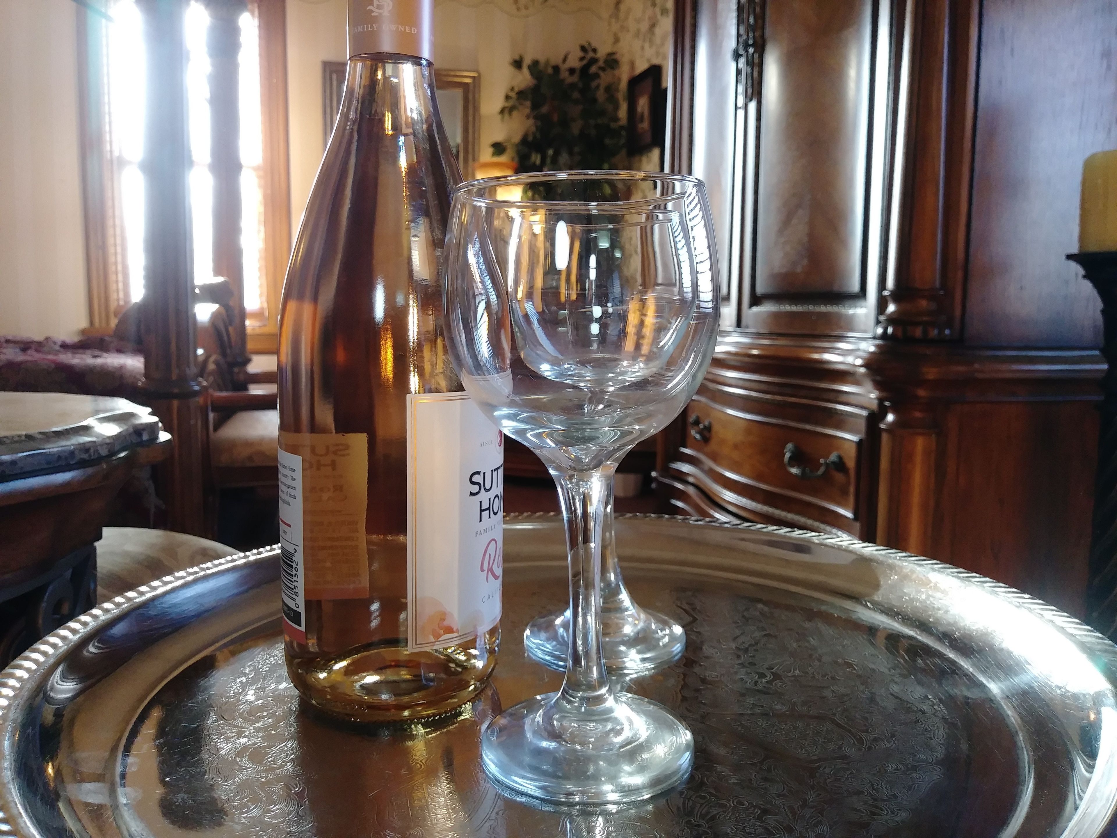 honeymoon suite (204) | bathroom amenities | rainfall showerhead, designer toiletries, towels