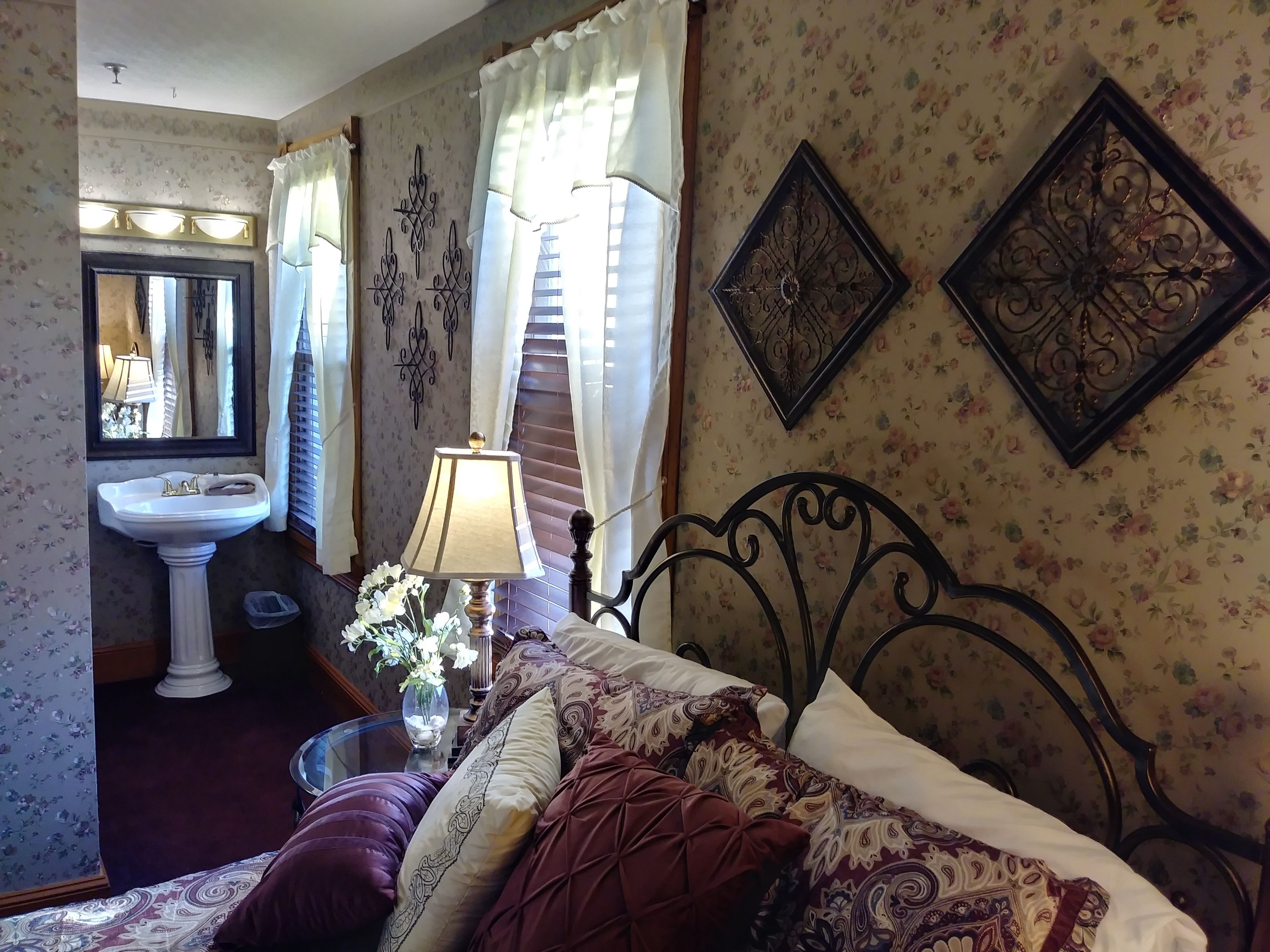 miss lilly's room (306) | individually decorated, individually furnished, iron/ironing board