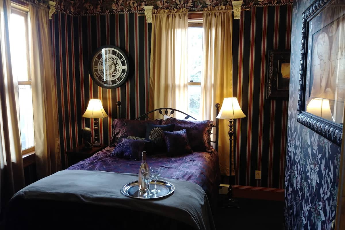 Kamer, 1 tweepersoonsbed | 1 slaapkamer, individueel gedecoreerd, individueel gemeubileerd