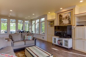 Fernseher, DVD-Player