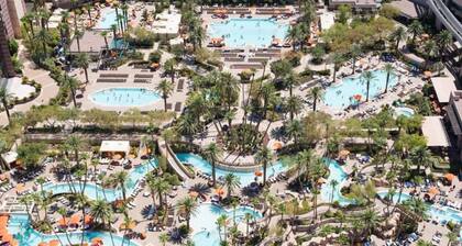 NUEVOS PROPIETARIOS TOP 38 PENTHOUSES DE PISOS VISTA DE ESQUINAS DE BANDAS w BALCÓN-De propiedad privada