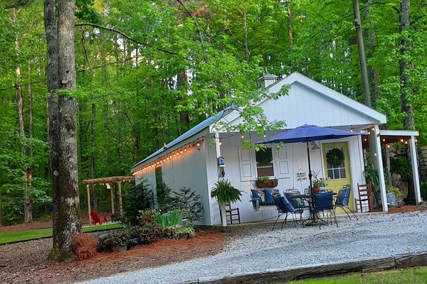 Spring 2022! FOLLOW @vrbo_bunkhouse