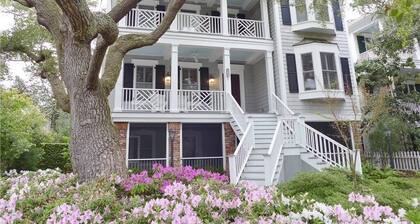 Best House on East Beach! Seconds from the beach! Heated pool!
