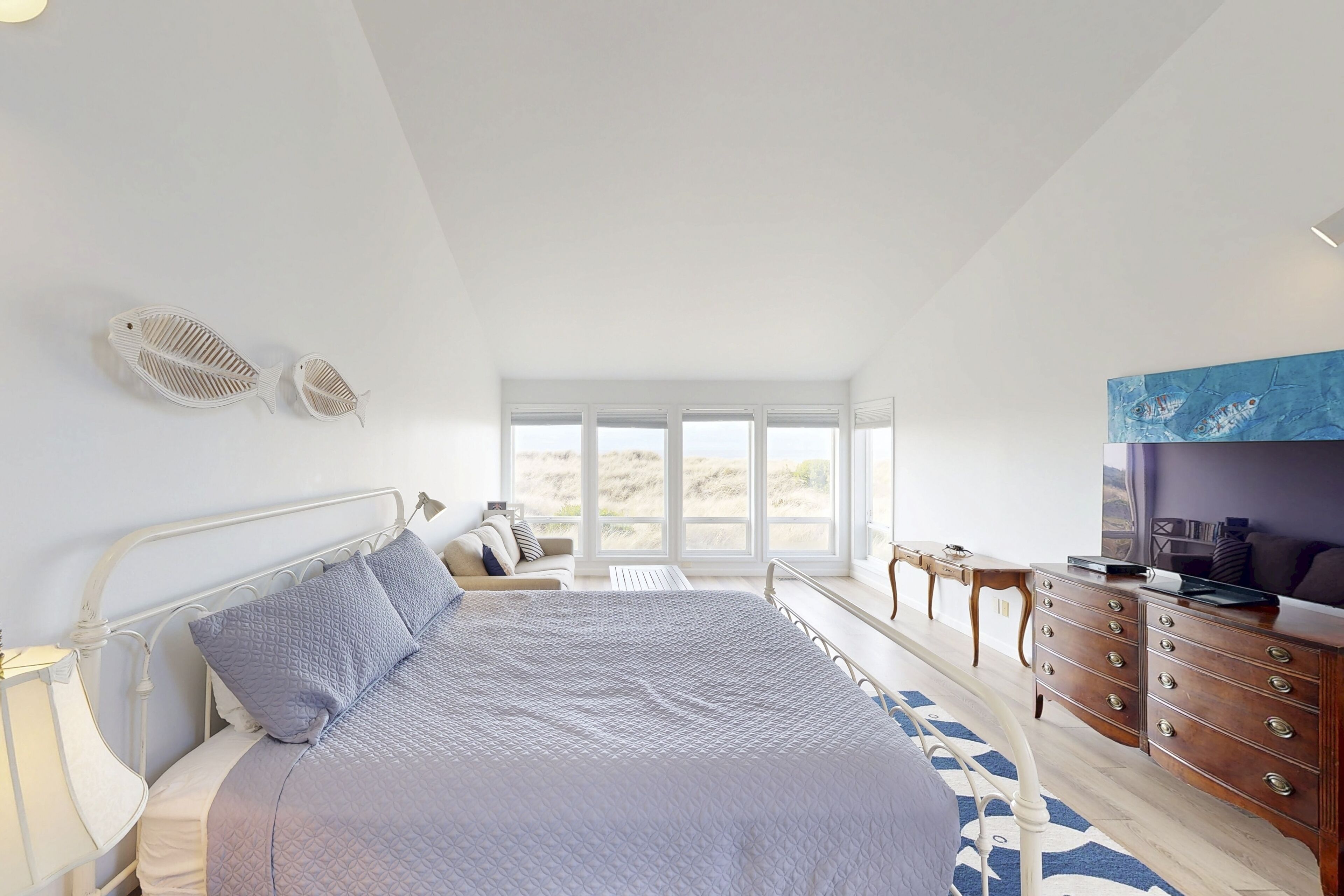 3 chambres, fer et planche à repasser, Wi-Fi, draps fournis