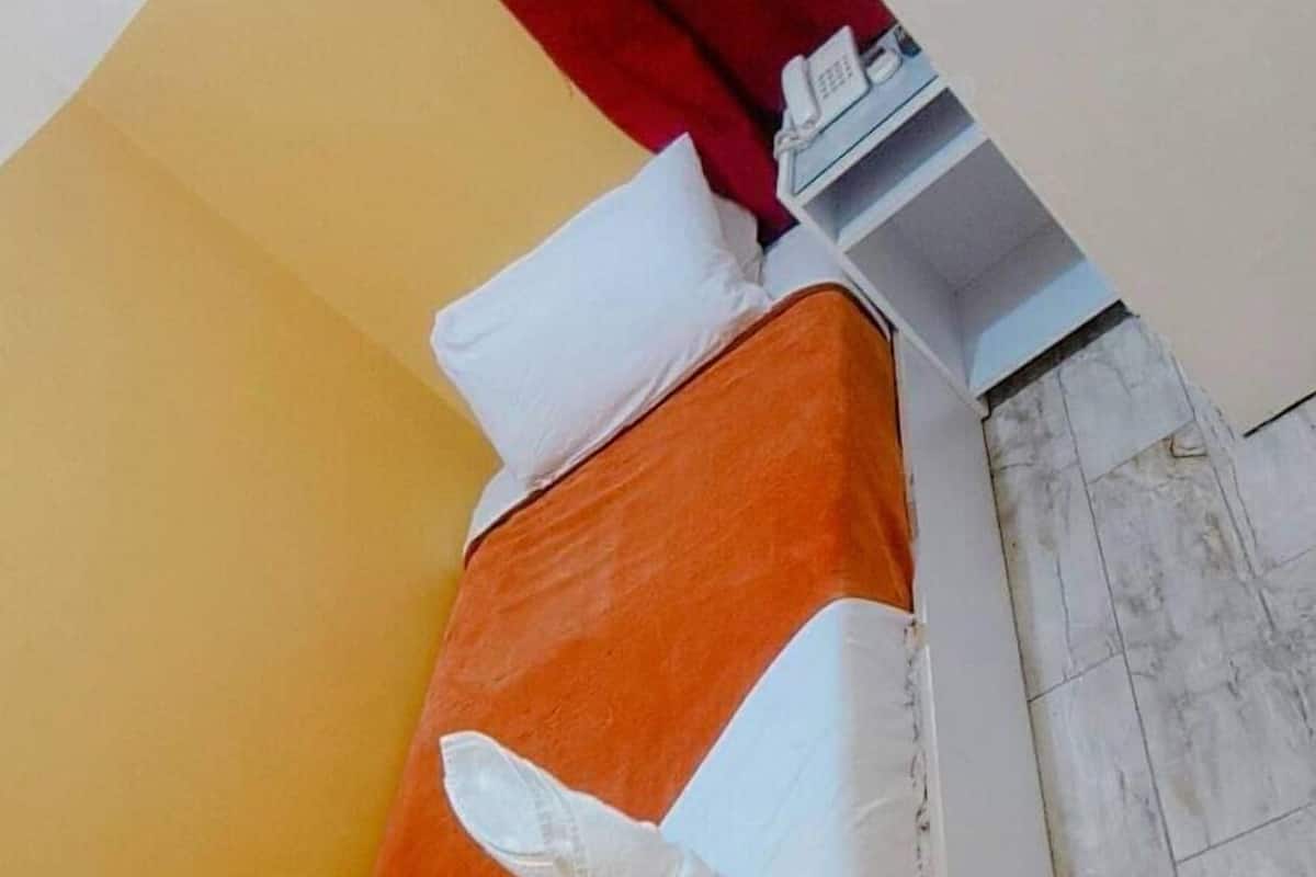 Chambre Simple Classique, 1 lit une place | Wi-Fi gratuit, draps fournis