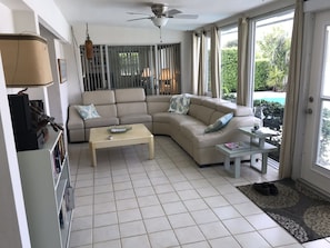 Smart-TV, videospill, DVD-spiller og bøker