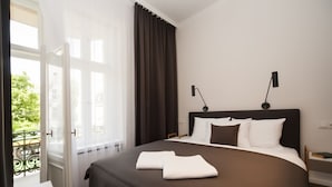 Studio Suite, 1 Queen Bed, Balcony (Glogowska 39/5/01) | Blackout curtains, iron/ironing board, free WiFi, bed sheets - Very Berry Apartments  Głogowska 39 (Poznan)