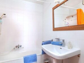 Towels - La Teulada by Interhome (Sta Cristina d'Aro)