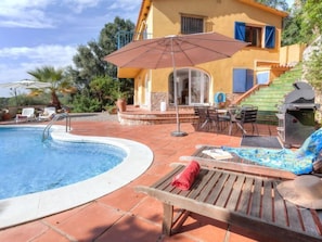Outdoor dining - La Teulada by Interhome (Sta Cristina d'Aro)