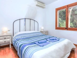 3 bedrooms, free Internet